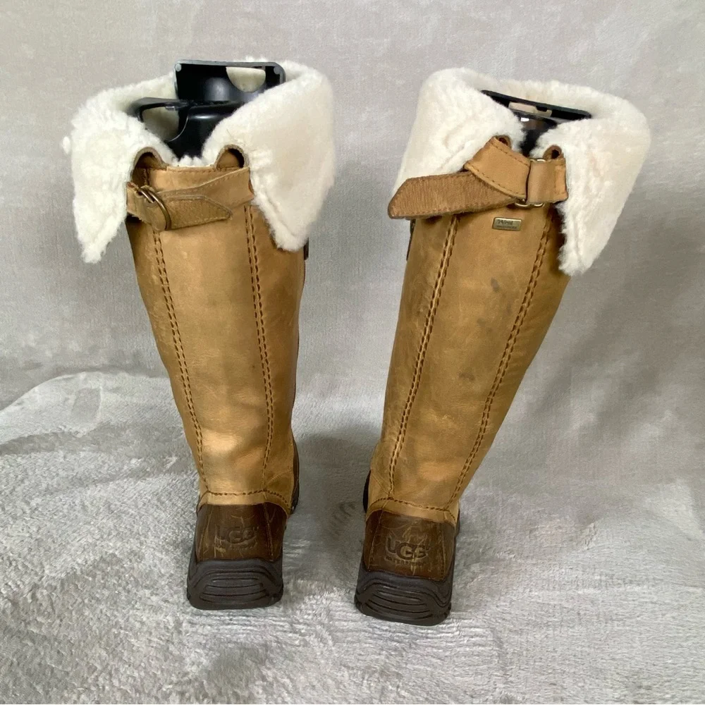 UGG Miko Tall Boots Womens Size 5 Brown Shearling Lined Leather Zip Vibram‎